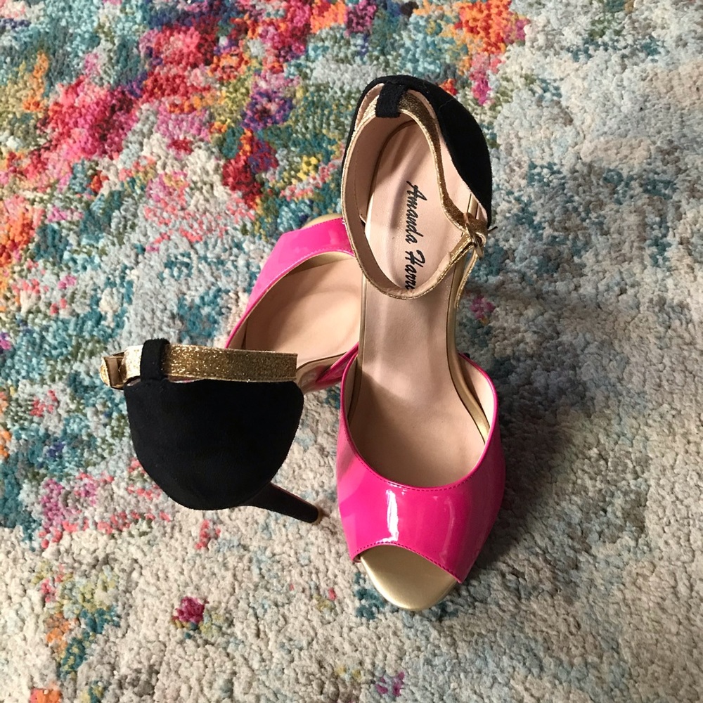ANNA HARRIS PINK & BLACK HEELS